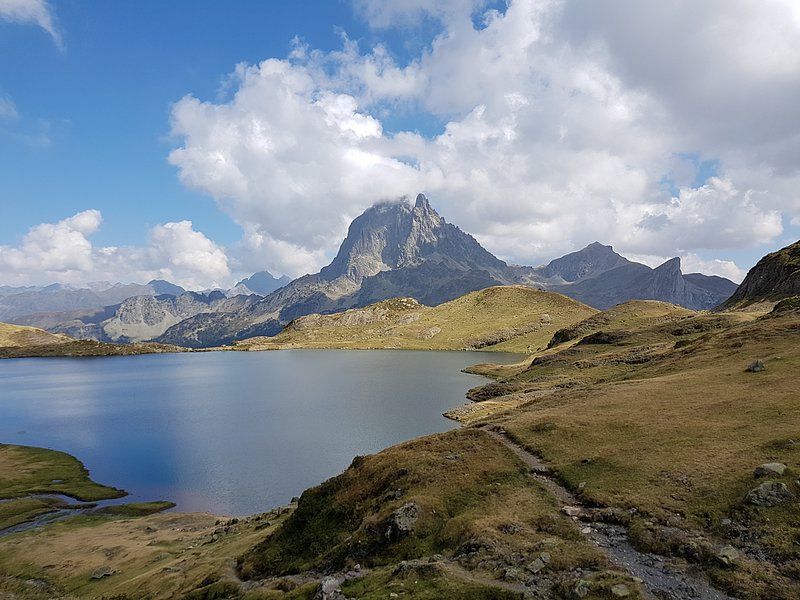 le camp est installé dans un coin de paradis