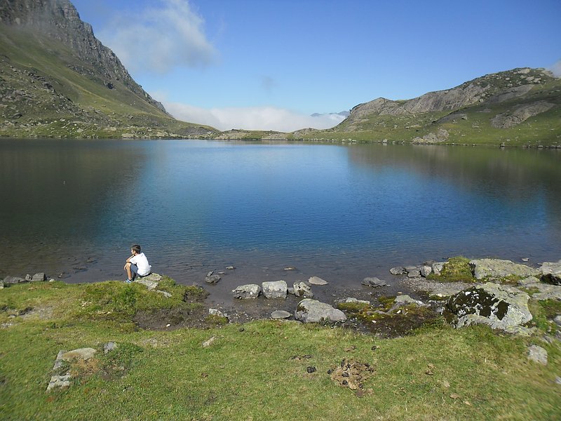 moment de contemplation au bord du lac